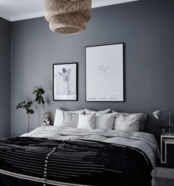 Dinding dengan warna abu-abu tua